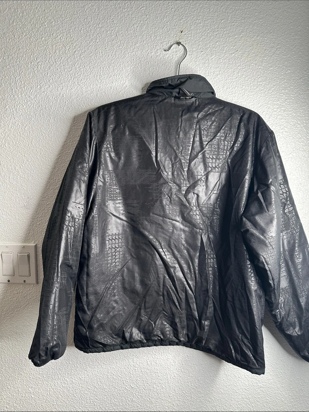 The North Face Men's Black Puffer Jacket size M